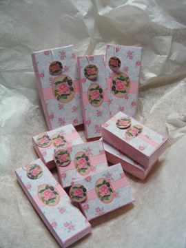 VINTAGE ROSE BOXES KIT VINTAGE ROSE BOXES KIT